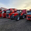 Auszug unseres Fuhrparks mit Lkws und Traktor